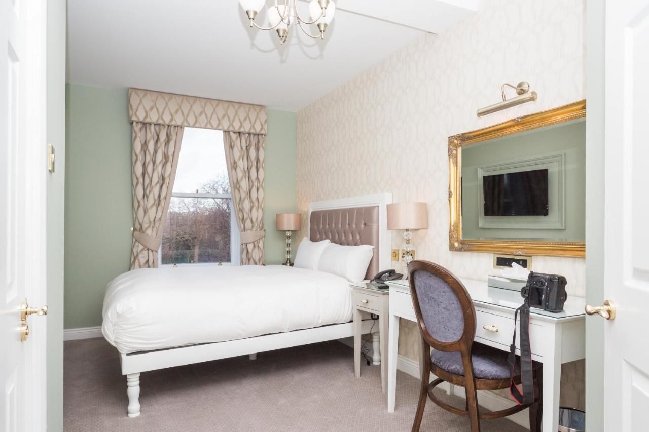 Отель Stauntons on the Green Hotel Дублин